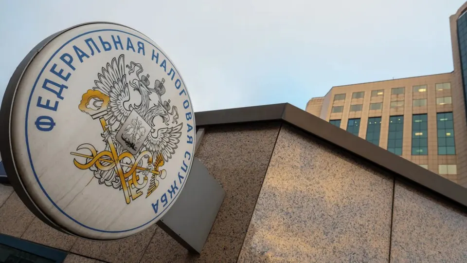 В первом квартале 2026 года налоговые поступления от малого бизнеса и самозанятых на специальных режимах сократились более чем на пятую часть на фоне повышения фискальной нагрузки и изменения условий применения упрощенной системы налогообложения.