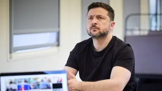 Президент Украины Владимир Зеленский заявил, что усиление контроля над интернетом и блокировок мессенджеров в России связано с подготовкой к всеобщей мобилизации и возможному новому наступлению в Украине, а также с проверкой реакции НАТО через потенциальную операцию в странах Балтии.