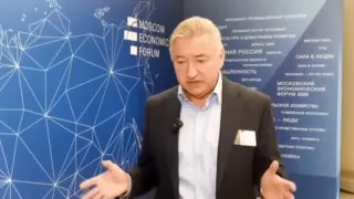 Руководители крупных предприятий и экономисты предупреждают о «фундаментальном кризисе» в российской экономике, крахе импортозамещения, падении инвестиций в производство и деградации промышленности на фоне снижения темпов роста ВВП и реальных доходов населения.