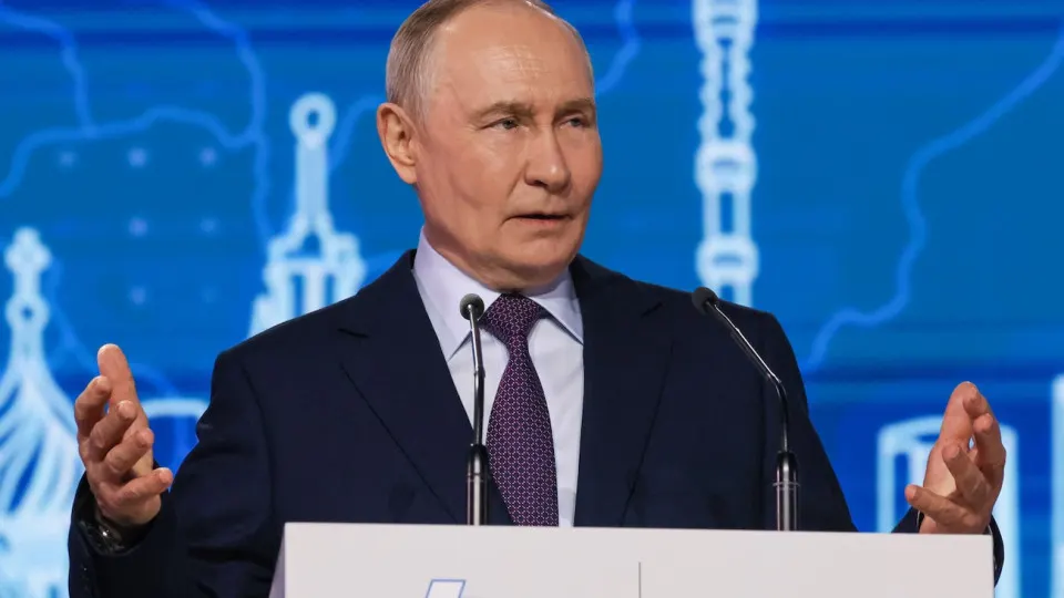 На фоне резкого снижения одобрения после отключений интернета и блокировки мессенджера президент попросил парламентариев не сводить законодательную политику к серии ограничений.