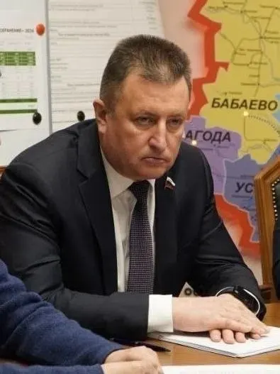 Сенатор Евгений Богомазов при поддержке вологодского отделения «Единой России» предложил поправки, которые позволят чиновникам повышать тарифы на содержание и ремонт, а голосование жильцов сможет только увеличивать плату.