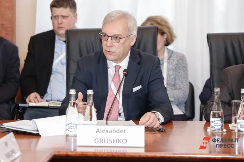 Замминистра иностранных дел предупредил, что любые попытки Блокировать или применять силу против российского эксклава приведут к серьёзным последствиям; названы рост военной активности в Балтийском море и нулевая вероятность захвата региона.