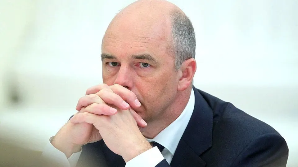 Прогноз дефицита на 2026 год оказался неустойчивым: ожидается рост расходов, что приведёт к дефициту около 3% ВВП (примерно 6,9 трлн рублей).