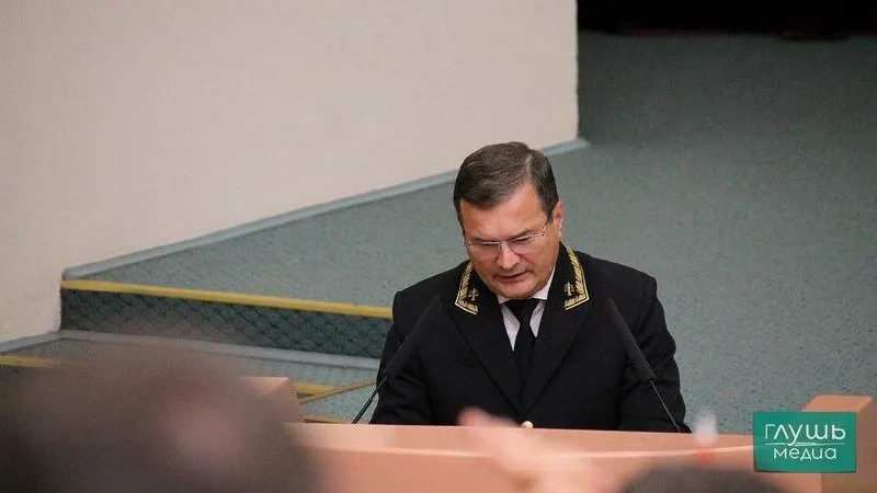 Высшая квалификационная коллегия судей привлекла к дисциплинарной ответственности руководителя Саратовского областного суда и его заместителей за длительный ряд нарушений в работе региональной судебной системы.