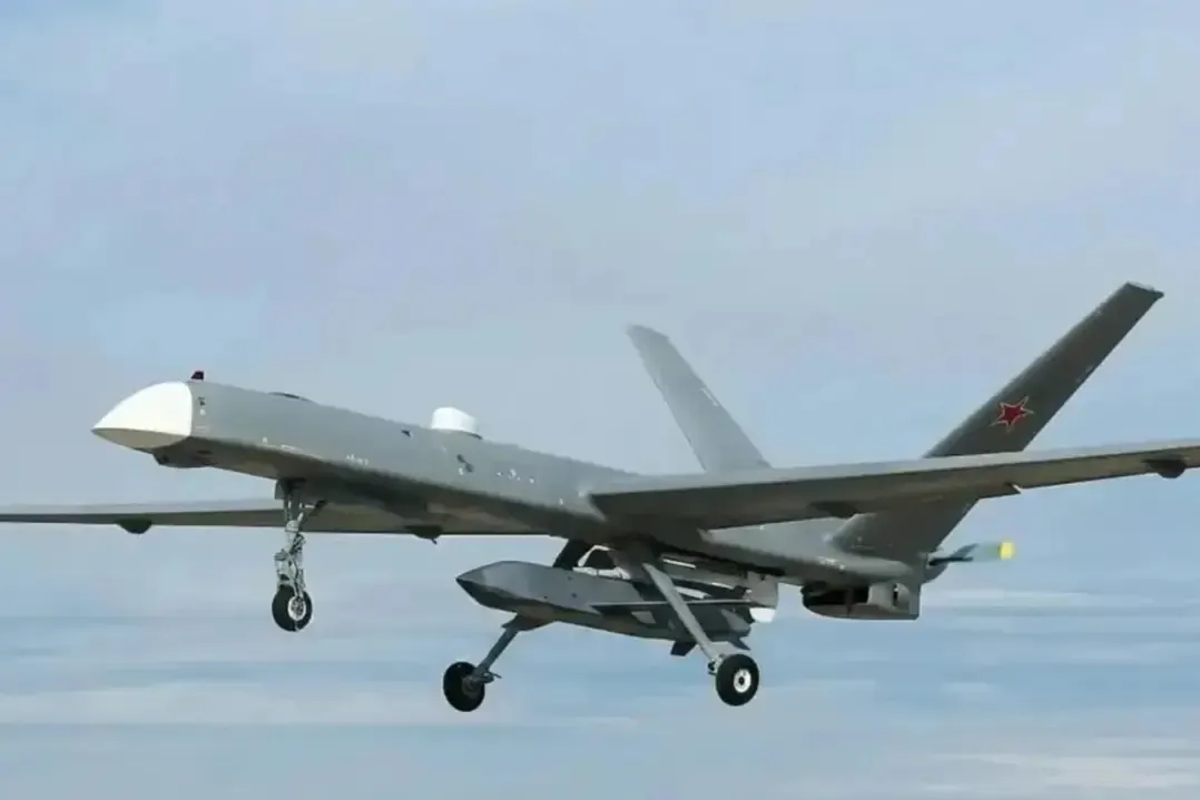 Планы по серийному производству ракет S8000 и размещение тендеров на запчасти в 2025 году подтвердились в отраслевых материалах.