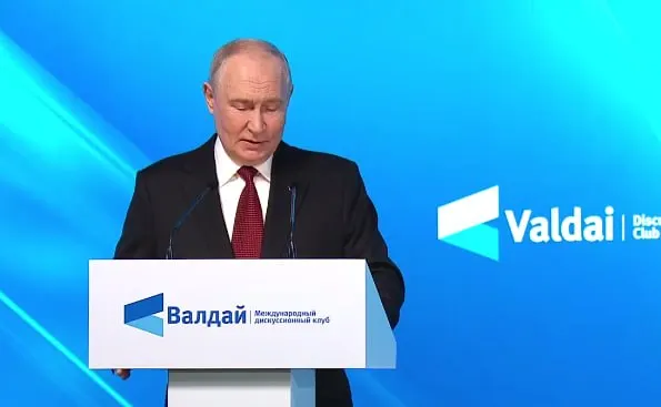Лидер России обозначил причины проведения СВО, цели и варианты мирного решения.
