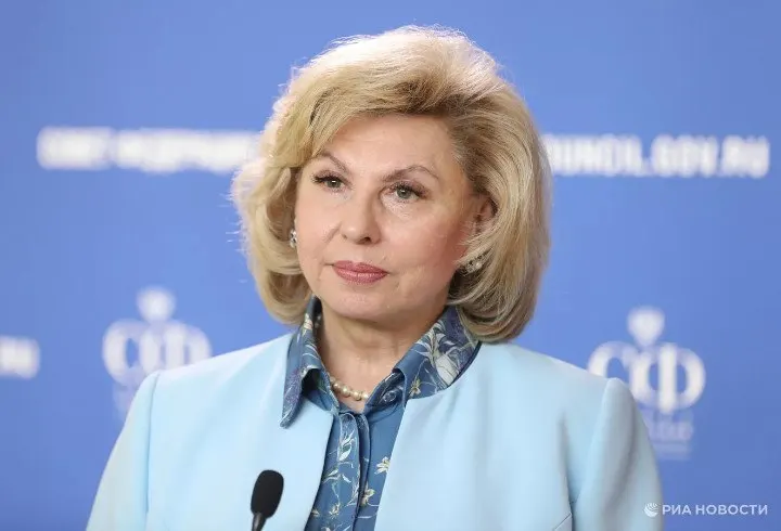 После двух пятилетних сроков Татьяна Москалькова уходит с поста омбудсмена; сегодня депутаты рассмотрят кандидатуры её преемника — среди основных претендентов Яна Лантратова, Артём Прокофьев и Иван Сухарев.
