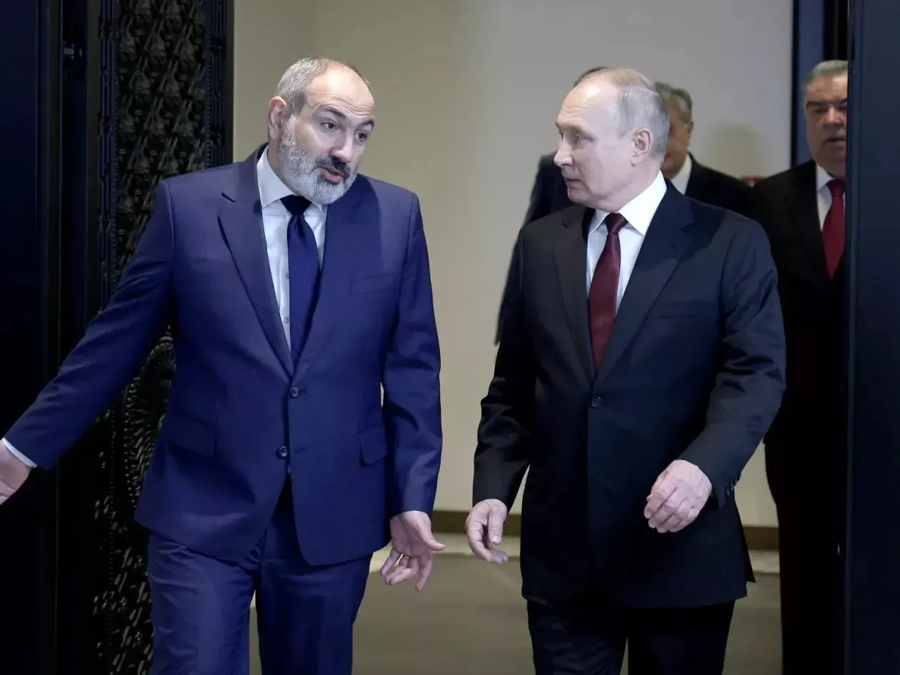 Премьер-министр Никол Пашинян заявил, что Ереван не будет вступать в антироссийские санкции Евросоюза, однако и не станет помогать их обходить — европейские эксперты подтвердили отсутствие нарушений.