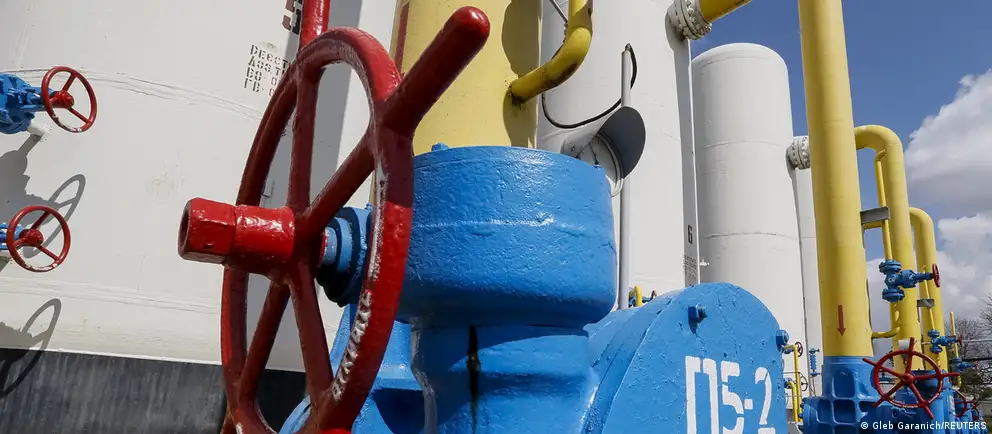 Украина не продлила контракт на транзит российского газа — поставки через её территорию остановлены. Молдова пострадала сильнее всех, другие страны организовали альтернативные маршруты, Венгрия продолжит получать газ по «Турецкому потоку».