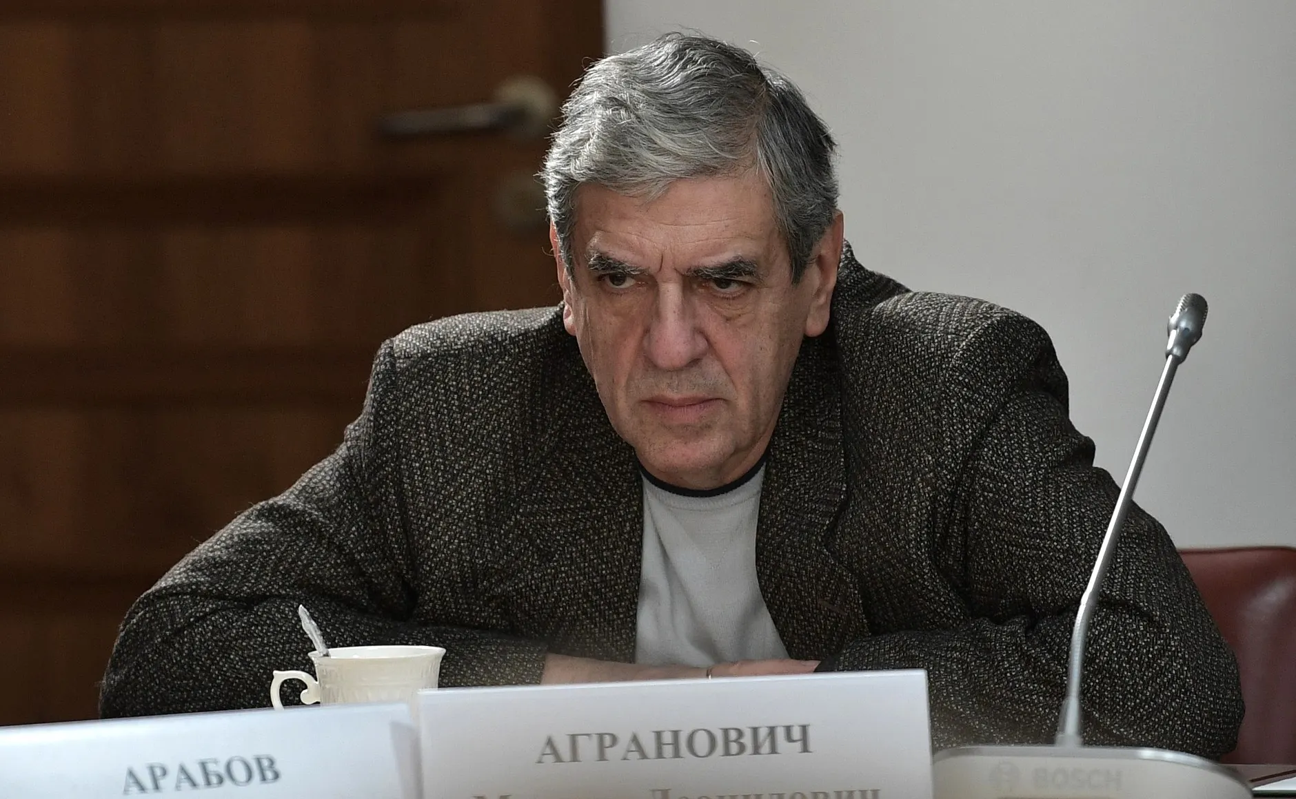 Операторский факультет ВГИК объявил набор в специальную группу мастерской Михаила Аграновича: бесплатное обучение с 2027 года обещают тем, кто подпишет годовой контракт с Минобороны на службу в войсках беспилотных летательных аппаратов.