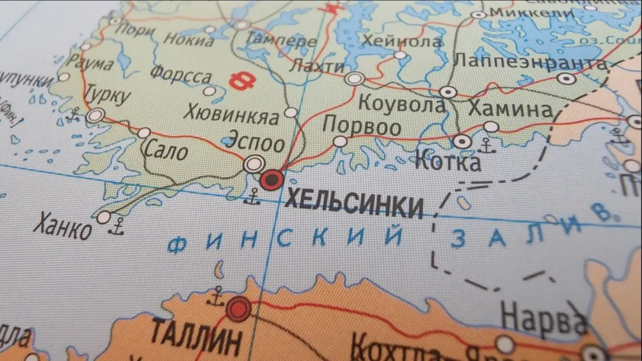 С 1 июля Россия повысила таможенные ставки на железнодорожные перевозки в Финляндию в восемь раз. Поставки удобрений стали убыточными и могут прекратиться в ближайшие недели, что ослабит позиции финского сельского хозяйства.