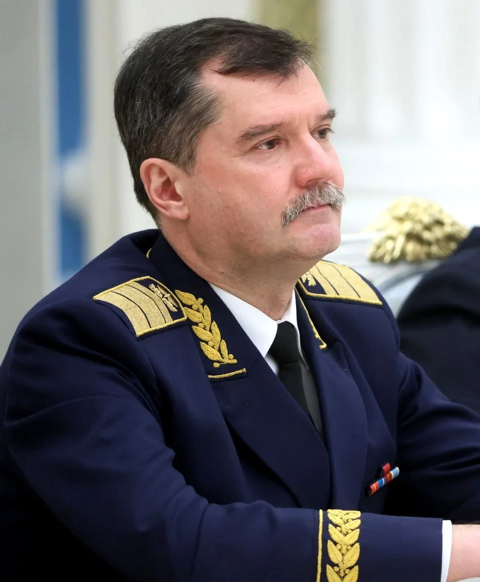 Бывший руководитель Росавиации задержан по подозрению в особо крупном мошенничестве; следствие считает, что действия организованной группы нанесли значительный ущерб бюджету. Ранее по делу арестовали его бывшего заместителя.
