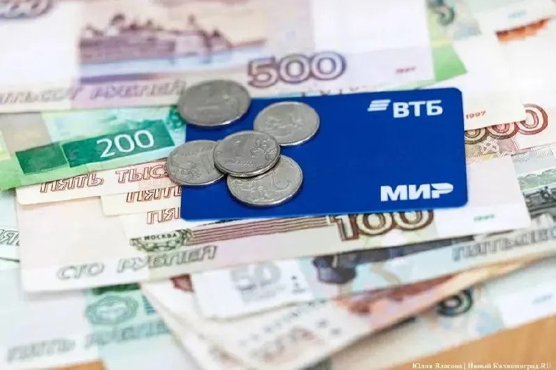 Массовое внедрение цифрового рубля стартует в ближайшие недели: банки смогут открывать кошельки цифрового рубля на собственном балансе и предлагать депозиты и кредиты в новой валюте.