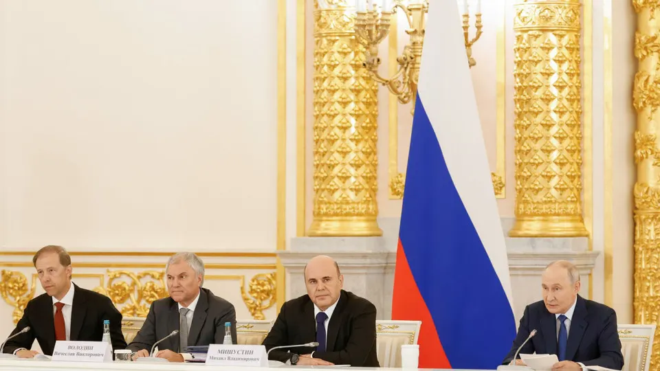 На совете по стратегическому развитию обсудили меры поддержки участников боевых действий и правила найма после завершения операции.